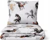 Lovas mintás ovis ágyneműszett paplannal, párnával és 30×30×30 cm-es tárolódobozzal – tökéletes választás ovisoknak
